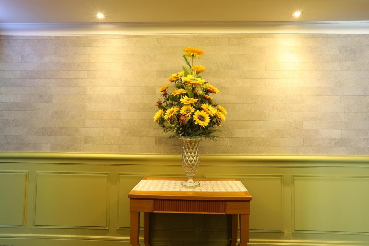 Gwangju Empire Hotel Gwangju Metropolitan City Екстер'єр фото